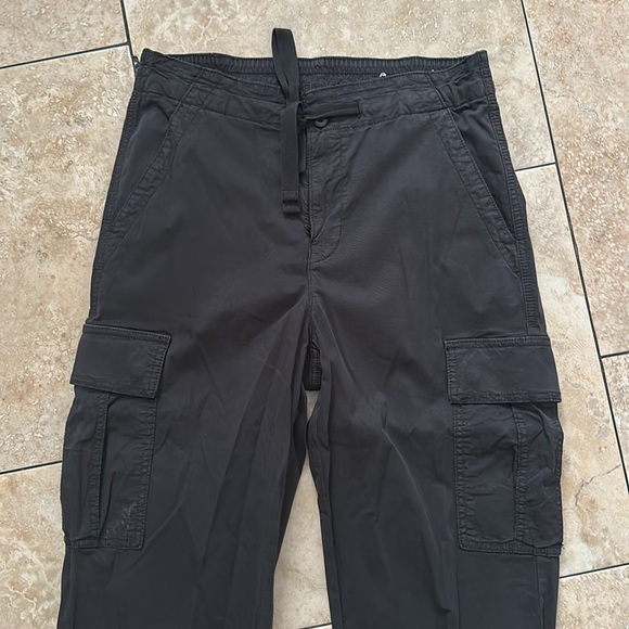 American Eagle Cargo Joggers - Picture 2 of 6